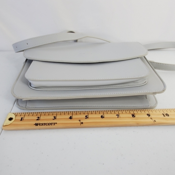 Pixie Mood Zoe Crossbody Bag Adjustable Strap Cloud Gray Vegan Leather - Picture 12 of 14